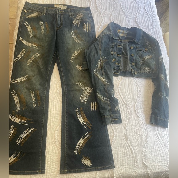 Women’s Crest Jeans Size 16 Pants & XL Jacket - Picture 1 of 3